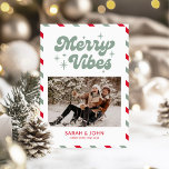 Merry Vibes Fun Retro Foto Weihnachten<br><div class="desc">Merry Vibes Fun Retro Foto Weihnachtskarte</div>