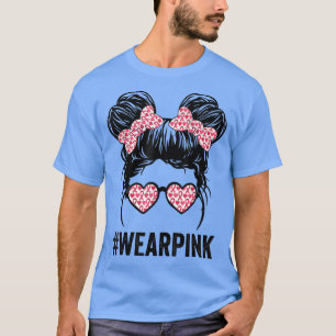 Messy-Brengläser tragen rosa niedlichen Brustkrebs T-Shirt