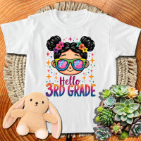 Messy Bun Hello 3rd Grade Girl Gefärbte Krawatte T