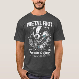 Metal Riot Geschmiedet im Klang Punk Dachs Kunst T-Shirt