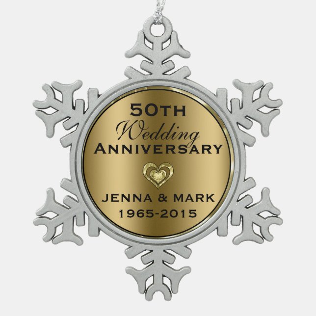 Metallic Gold 50. Hochzeitsszenario Schneeflocken Zinn-Ornament (Vorderseite)