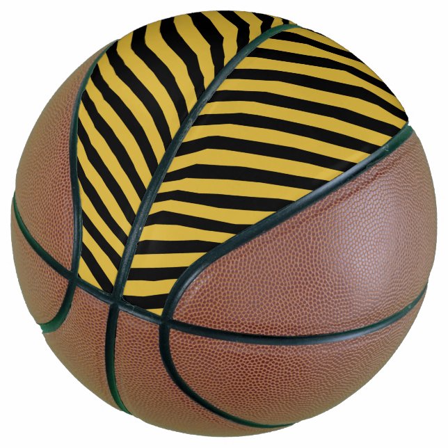 Metallic Gold with Bold Black Stripe Pattern Basketball (angewinkelt)