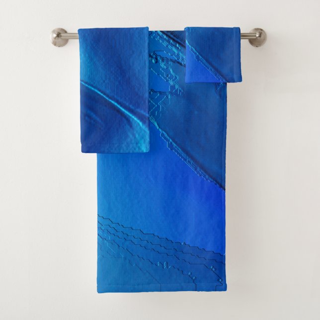 Metallische Dünen in lebhaften blauen Farben Badhandtuch Set (Insitu)