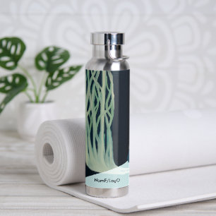 Metapher_7_ein Mädchen im Wald Trinkflasche