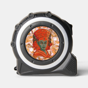 Mètre Ruban Kumari, visage de femme