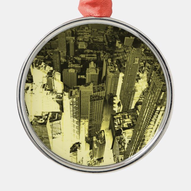 Metropole IV Ornament Aus Metall (Vorne)