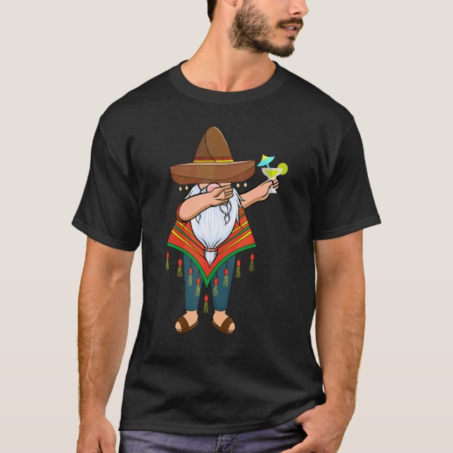 Mexican Dabbing Gnome Tequila Cinco De Mayo Poncho T-Shirt (Vorderseite)