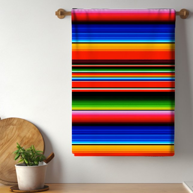 Mexican Serape Fiesta Southwestern Design Geschirrtuch (Colorful Mexican serape design kitchen towel will brighten any kitchen.)