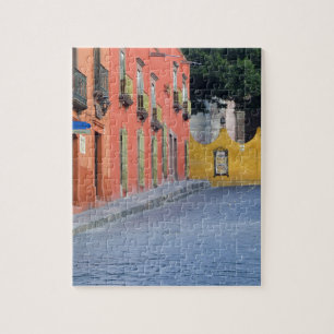 Mexico, San Miguel de Allende, Häuser entlang