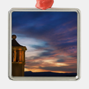 Mexico, San Miguel de Allende. Sonnenuntergang übe Ornament Aus Metall