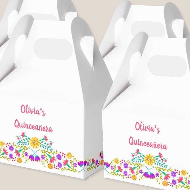 Mexikanische Fiesta-Blume Weißrosa Personalisiert Geschenkschachtel (Favor boxes from my Mexican Fiesta Flowers Quinceanera Collection)