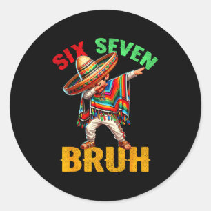 Mexikanischer Junge dabbing cinco de mayo sechs si Runder Aufkleber