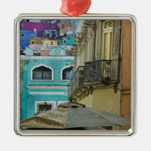 Mexiko, Guanajuato. Dicht gepackte Ansammlung von Ornament Aus Metall