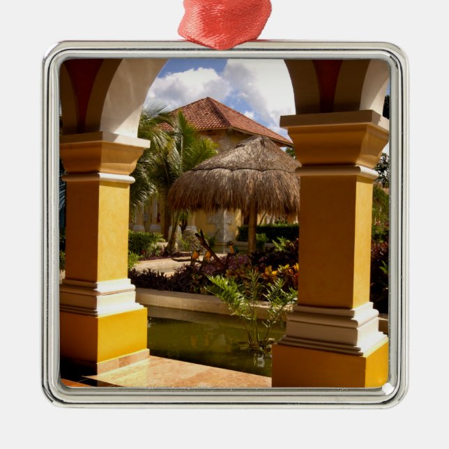Mexiko, Maya Riviera, Architektur in Iberostar Ornament Aus Metall (Vorne)