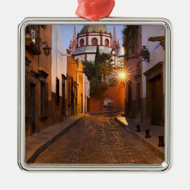 Mexiko, San Miguel de Allende. Früh Silbernes Ornament (Vorne)