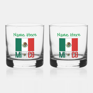 Mexiko und Mexiko: Grüne Persönlichkeit der Flagge Whiskyglas