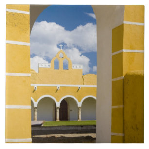 Mexiko, Yucatan, Izamal. Das Franziskanerkloster 2 Fliese