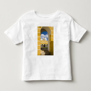 Mexiko, Yucatan, Izamal. Das Franziskanerkloster 2 Kleinkind T-shirt