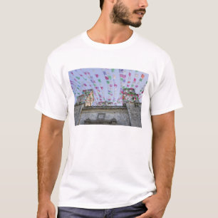 Mexiko, Yucatan, Valladolid, La Parroquia de San T-Shirt