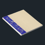 Mezuzah Gebet Notizblock<br><div class="desc">5, 5" x 6" goldenes Notizblock mit einem Bild eines Mezuzah-Gebet auf königlich blau. Die gesamte Hanukkah Notepad-Auflistung finden Sie unter der Kategorie OFFICE im Abschnitt HOLIDAYS.</div>