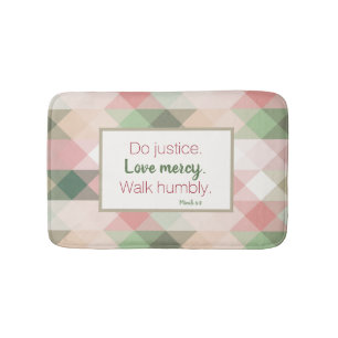 Micah 6:8 Pink Diamond Geometric Bath Mat Badematte