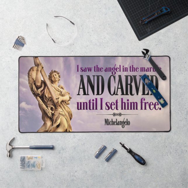 Michelangelo Inspirational Quote "Angel carved" Schreibtischunterlage (Arbeitsplatz)