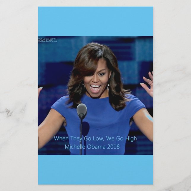 Michelle Obama "We Go High" Collectible Briefpapier (Vorderseite)
