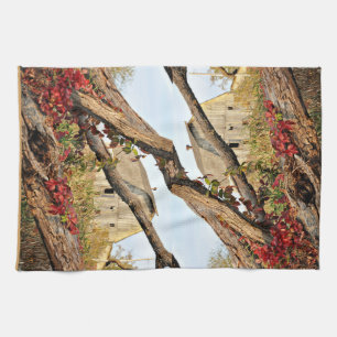 Michigan Barn im Herbst - Doppeldruck Handtuch