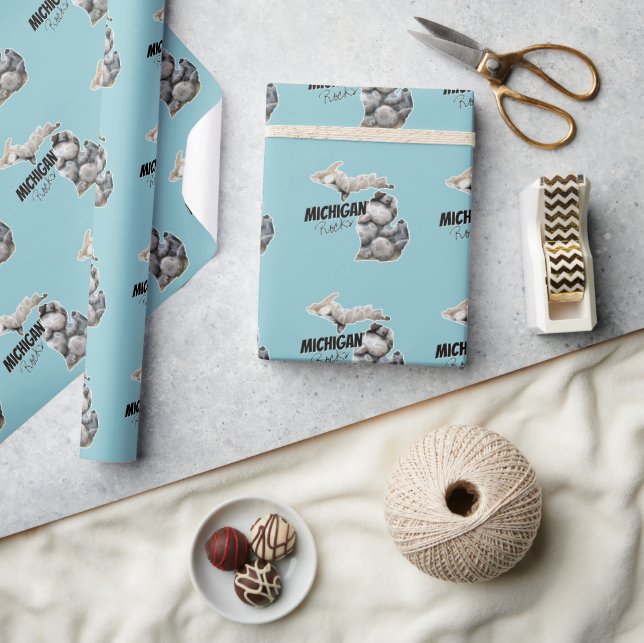 Michigan-Silhouette mit Petoskey-Steinen gefüllt Geschenkpapier (Kunsthandwerk)