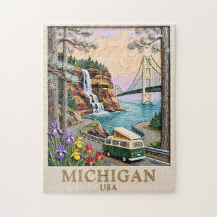 Michigan USA Roadtrip Pictured Rocks Vintage Van