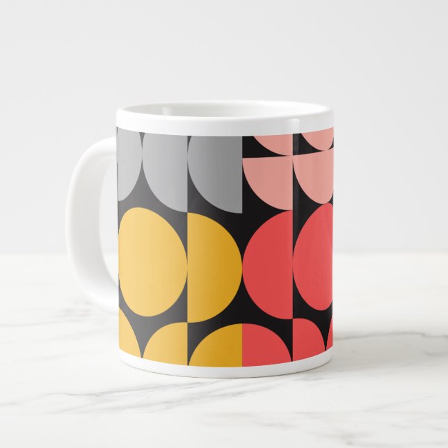 Mid-Century Modern Circles and Semicircles Design Jumbo-Tasse (Vorderseite Links)