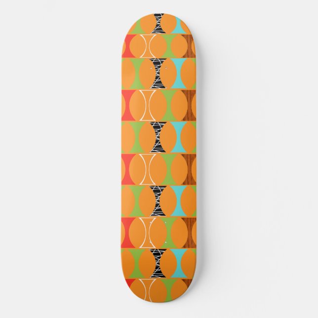 Mid Century Modern Orange Pattern Skateboard (Vorderseite)