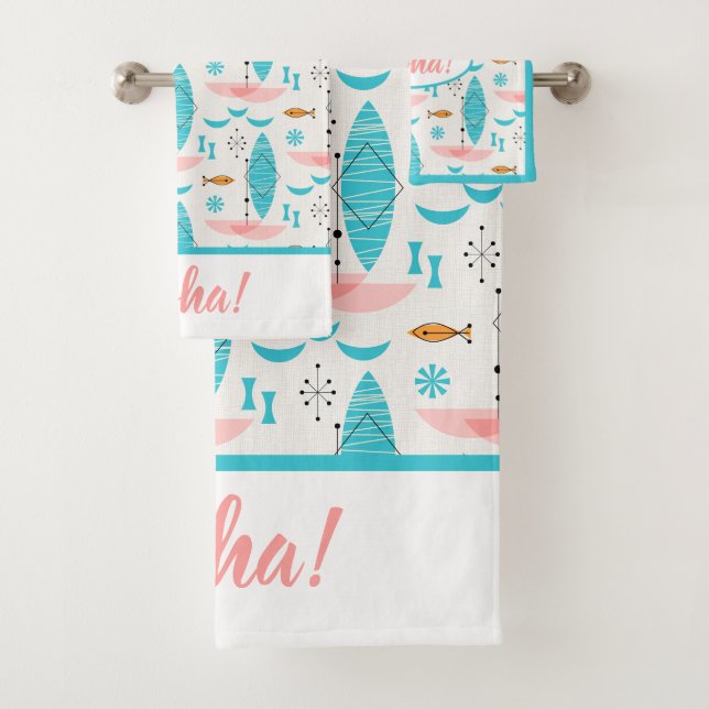 Mid Century Pink Catamaran Badhandtuch Set (Insitu)