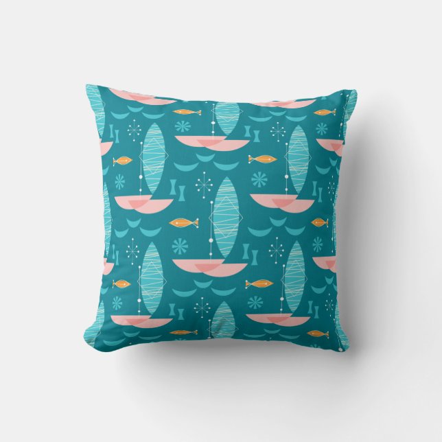 Mid Century Pink Catamaran - Blue Background Kissen (Vorderseite)