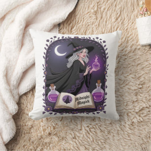 Midnight Magick Illustration einer jungen Hexe Kissen