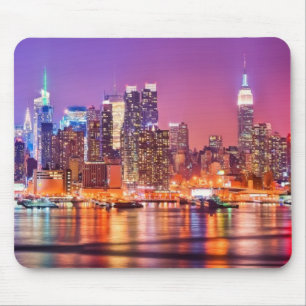 Midtown Manhattan nachts mit Reich Stae Mousepad