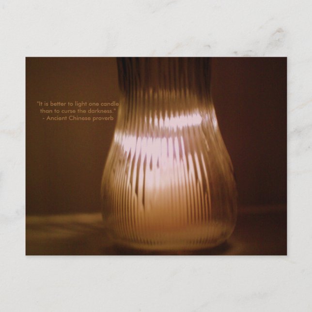 "Mieux vaut allumer une bougie" carte postale (Devant)