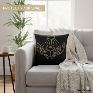 Mighty Scarab Golden Guardian Ägyptische Kunst Kissen