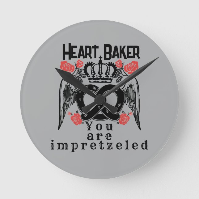 Mikitiez Bretzel Brotbäckerkönigin Runde Wanduhr (Vorderseite)