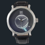 Mikrofon-Personalisiert-Monogram-Sängerin Armbanduhr<br><div class="desc">Personalisiertes cooles Geschenk für Sänger,  Sänger. Damit Sie die Initialen/den Namen des Empfängers personalisieren/anpassen können,  wählen Sie den idealen Schriftart,  die Farbe des Schriftartes oder löschen Sie ihn,  falls nicht erforderlich. Erhältlich in vielen verschiedenen Stilen & Farben.</div>