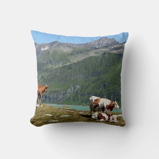 Milchkühe in den Bergen Kissen (Vorderseite)