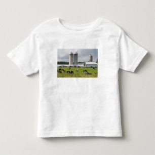 Milchkühe und Bauernhof nahe Taylor County Kleinkind T-shirt