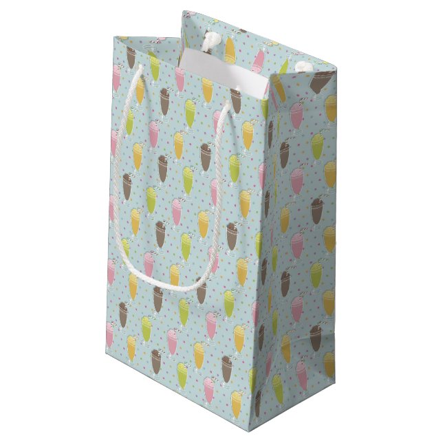 Milchshake-Muster Kleine Geschenktüte (Rückseite Schrägansicht)