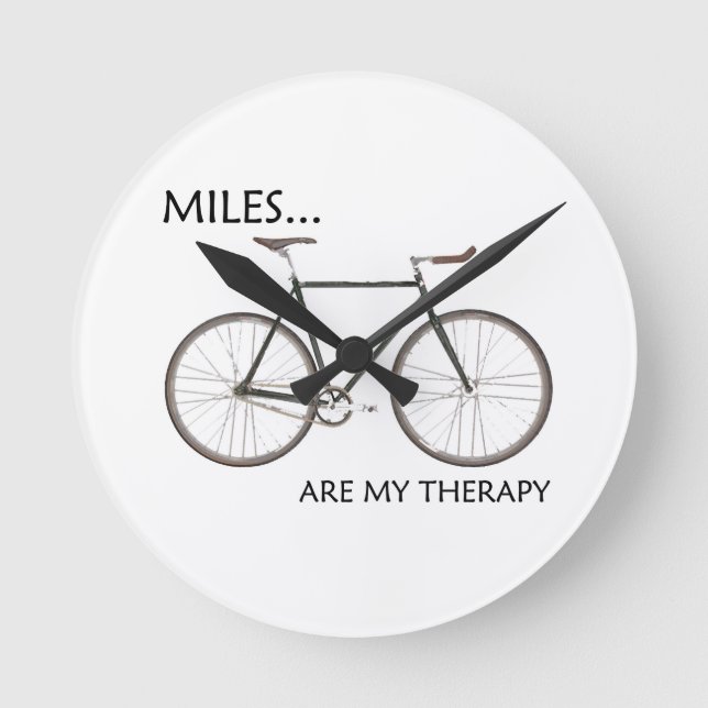 MIles Are My Therapy Runde Wanduhr (Vorderseite)