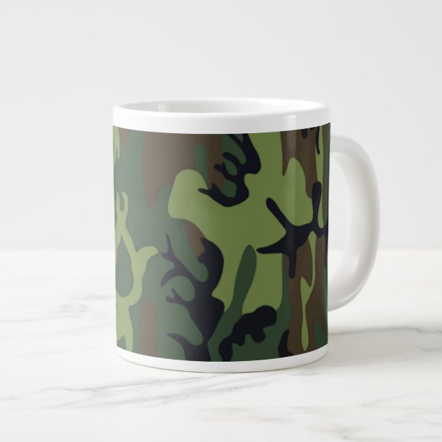Militärische Green-Camouflage Jumbo-Tasse (Vorderseite Rechts)