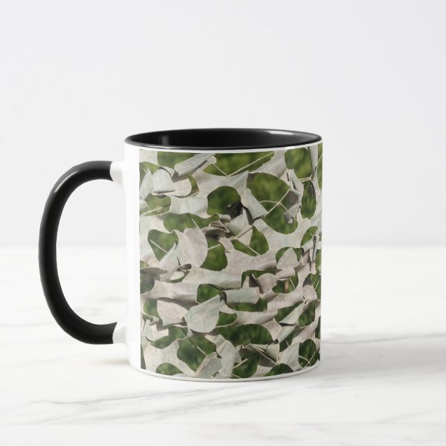militärische Tasse (Links)