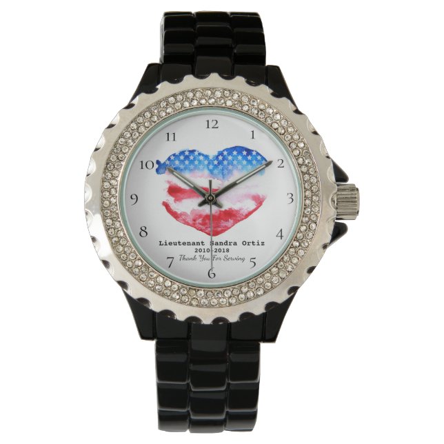 *~* Militärisches Veteran Red White Heart Flag Armbanduhr (Vorderseite)