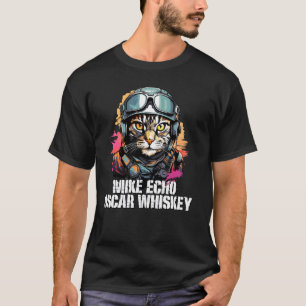 Militärkatze in Pilotenuniform, eine lustige Katze T-Shirt