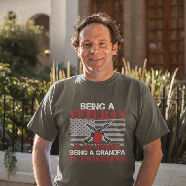 Military Veteran Opa Patriotic T-Shirt (Von Creator hochgeladen)