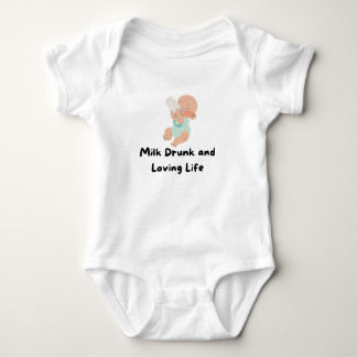 👶 "Milk Betrunken and Love Life" Baby T-Shirt 🍼  Strampler